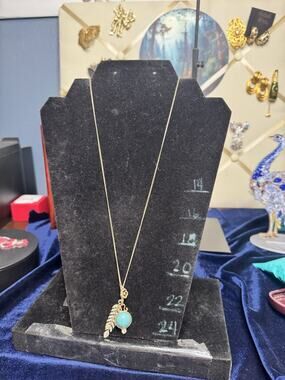 Premier Designs 30” Turquoise Feather Pendant Necklace Gold Tone Rhinestone